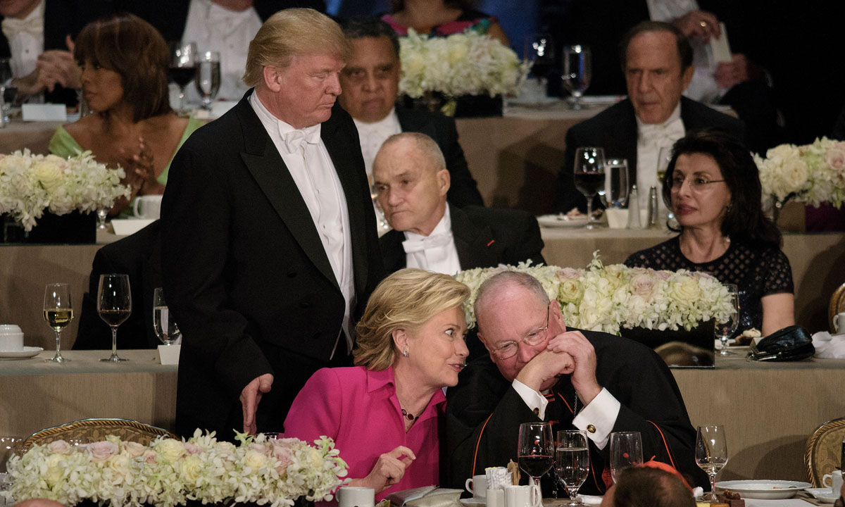 USA, Clinton e Trump alla “cena ironica” col cardinale Nolan