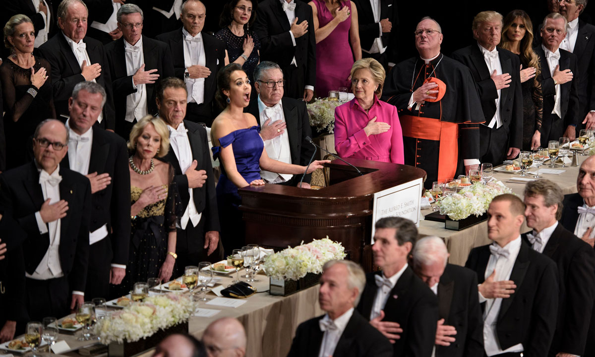 USA, Clinton e Trump alla “cena ironica” col cardinale Nolan