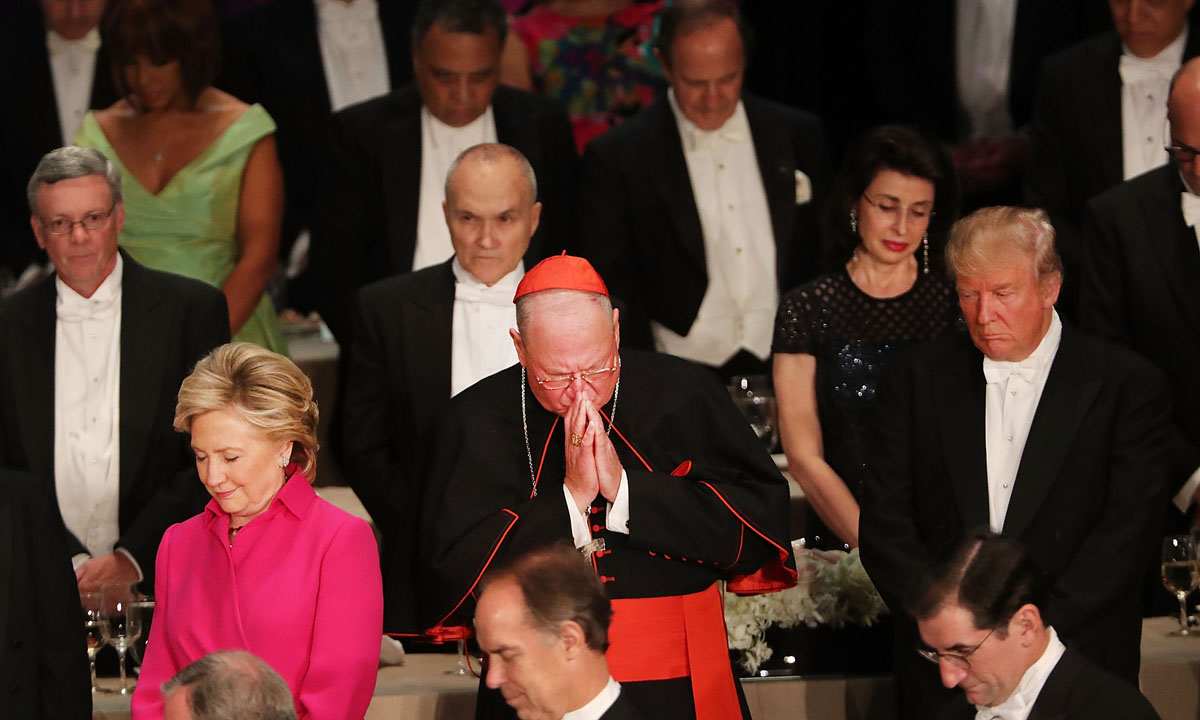 USA, Clinton e Trump alla “cena ironica” col cardinale Nolan