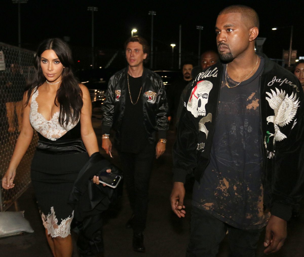 Galleria foto 'Kanye West regala orecchini da 45.000 dollari a Kim Kardashian' - foto 9