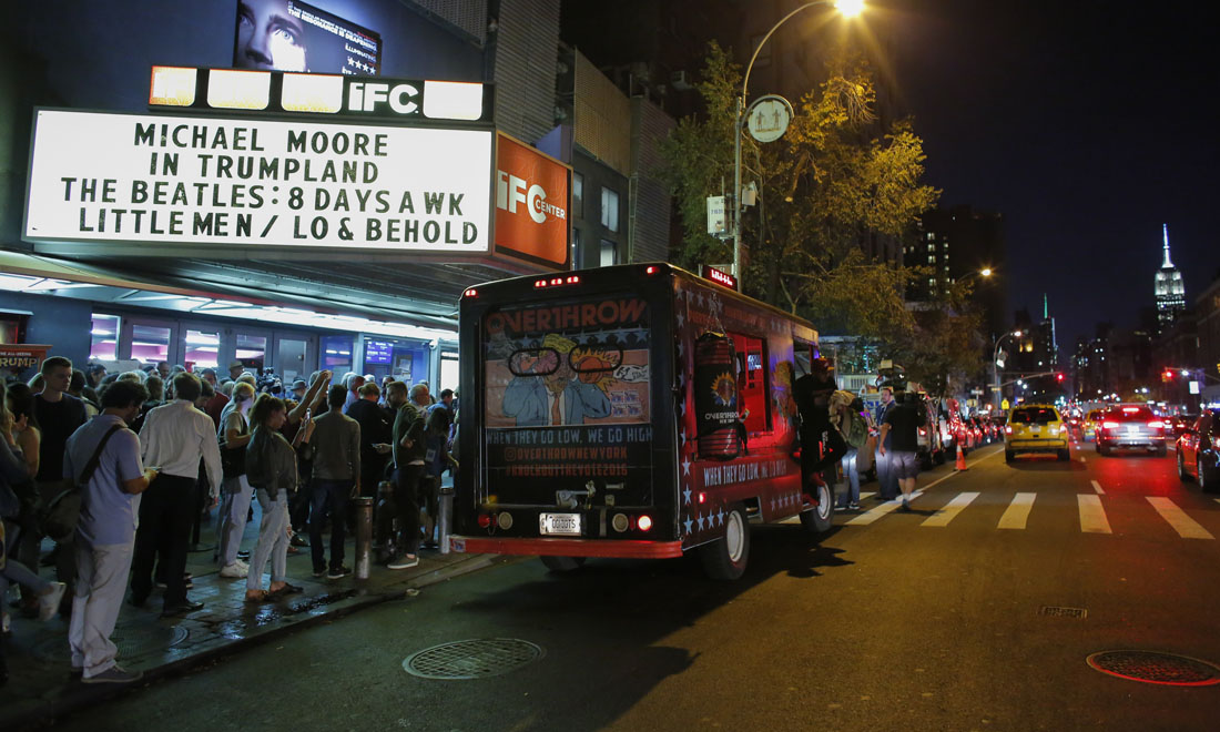 Michael Moore, il doc contro Donald Trump: 5 cose da sapere Michael Moore, il doc contro Donald Trump: 5 cose da sapere