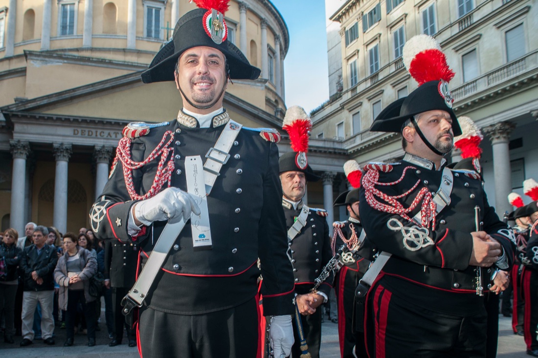 Panorama d’Italia a Milano: la città abbraccia il tour – FOTO e VIDEO