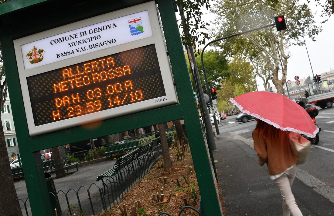 Maltempo: tromba d’aria a Genova (video), neve in Piemonte e Val d’Aosta