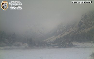 Maltempo: tromba d’aria a Genova (video), neve in Piemonte e Val d’Aosta