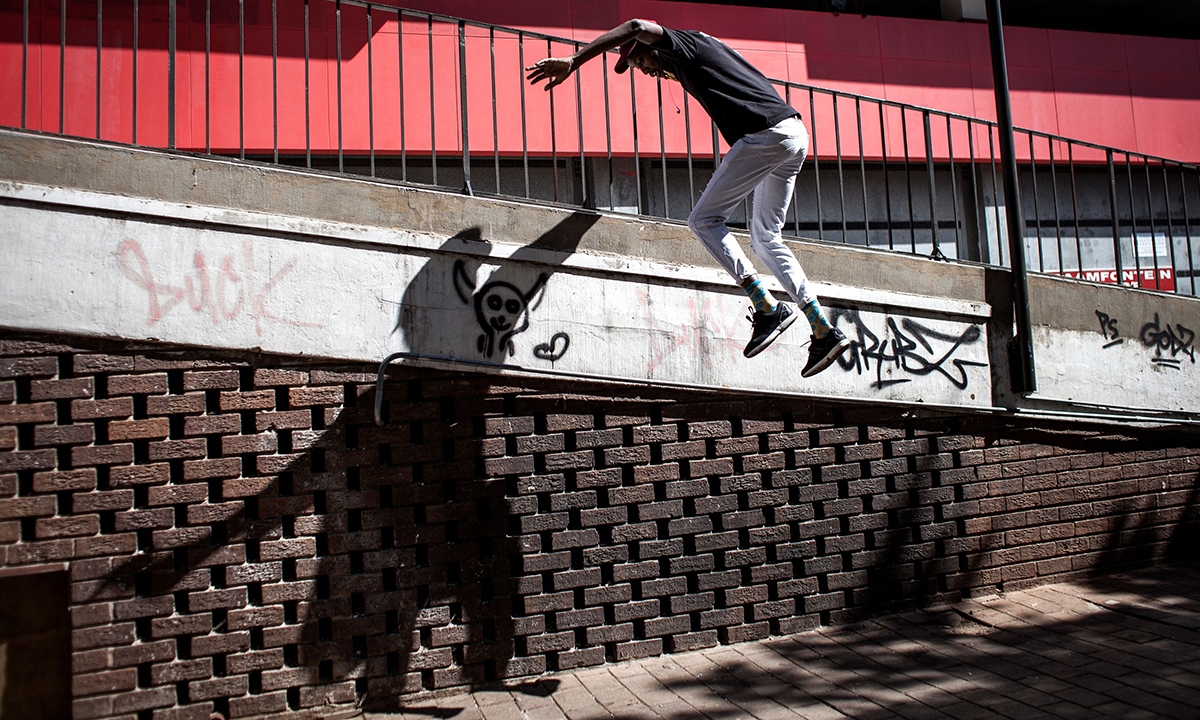 Sudafrica, scontri tra polizia e studenti per l’università gratuita – Foto