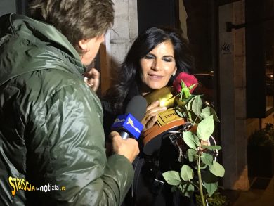 Striscia la Notizia: tapiro d’oro a Pamela Prati dopo l’espulsione dal Gf Vip