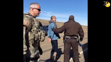Shailene Woodley arrestata in diretta Facebook