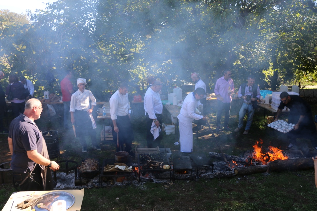 Fuoco! Food Festival: undici grandi chef, le braci e l’amore per la Sicilia Fuoco! Food Festival: undici grandi chef, le braci e l’amore per la Sicilia