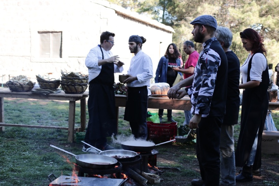 Fuoco! Food Festival: undici grandi chef, le braci e l’amore per la Sicilia Fuoco! Food Festival: undici grandi chef, le braci e l’amore per la Sicilia