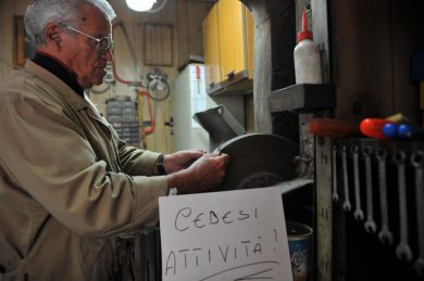 Artigiani, ecco perché sono sempre di meno