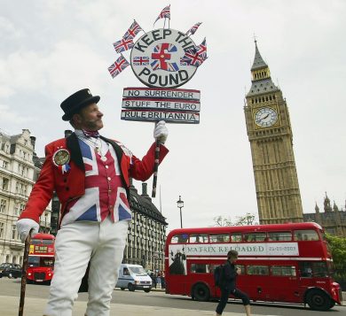 Brexit: perché la sterlina continua a crollare