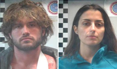 Andrà in adozione il figlio di Martina e Alex, gli “amanti diabolici”