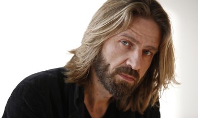 Giulio Casale inaugura il “Festival Barbera e Champagne”