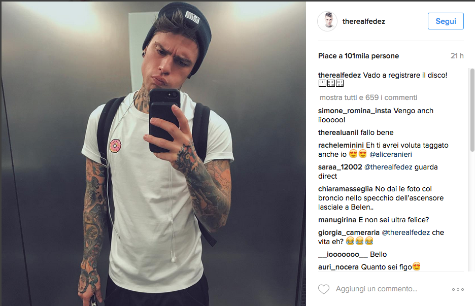 Fedez e Chiara Ferragni, il bacio della verità