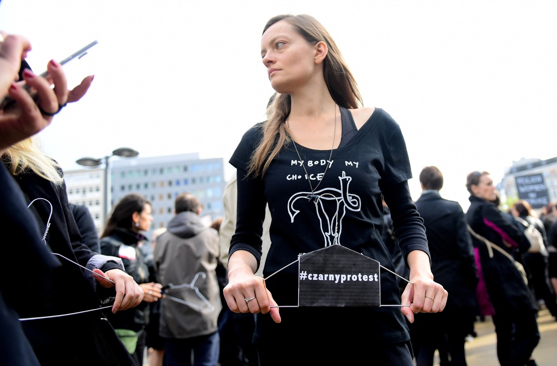 Polonia, stop alla legge anti-aborto. Vincono le donne – FOTO