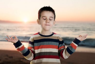 A scuola i capricci si combattono con lo yoga