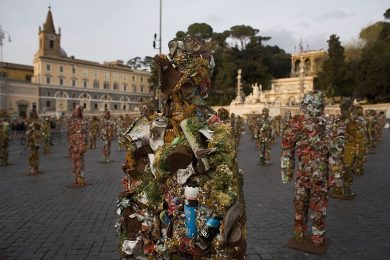 Scart: a laboratory to transfrom waste into art