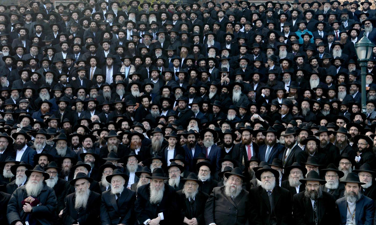 New York, migliaia di rabbini Lubavitch a raduno New York, migliaia di rabbini Lubavitch a raduno
