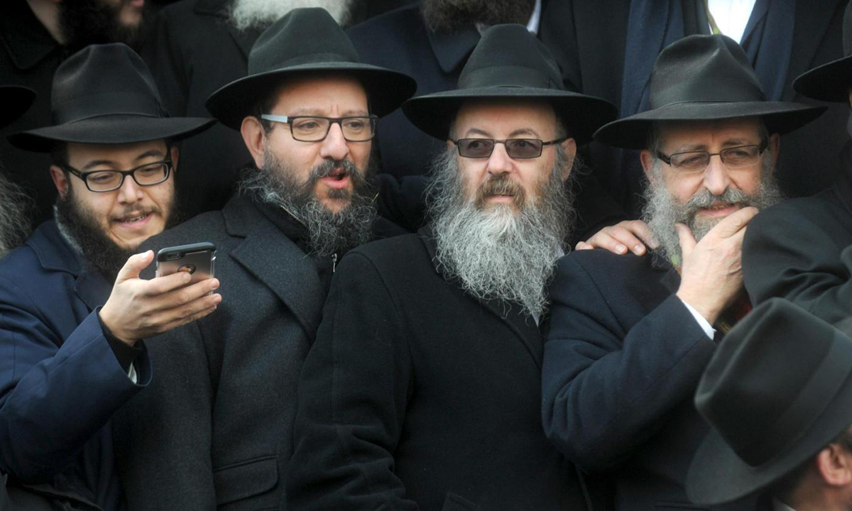 New York, migliaia di rabbini Lubavitch a raduno New York, migliaia di rabbini Lubavitch a raduno