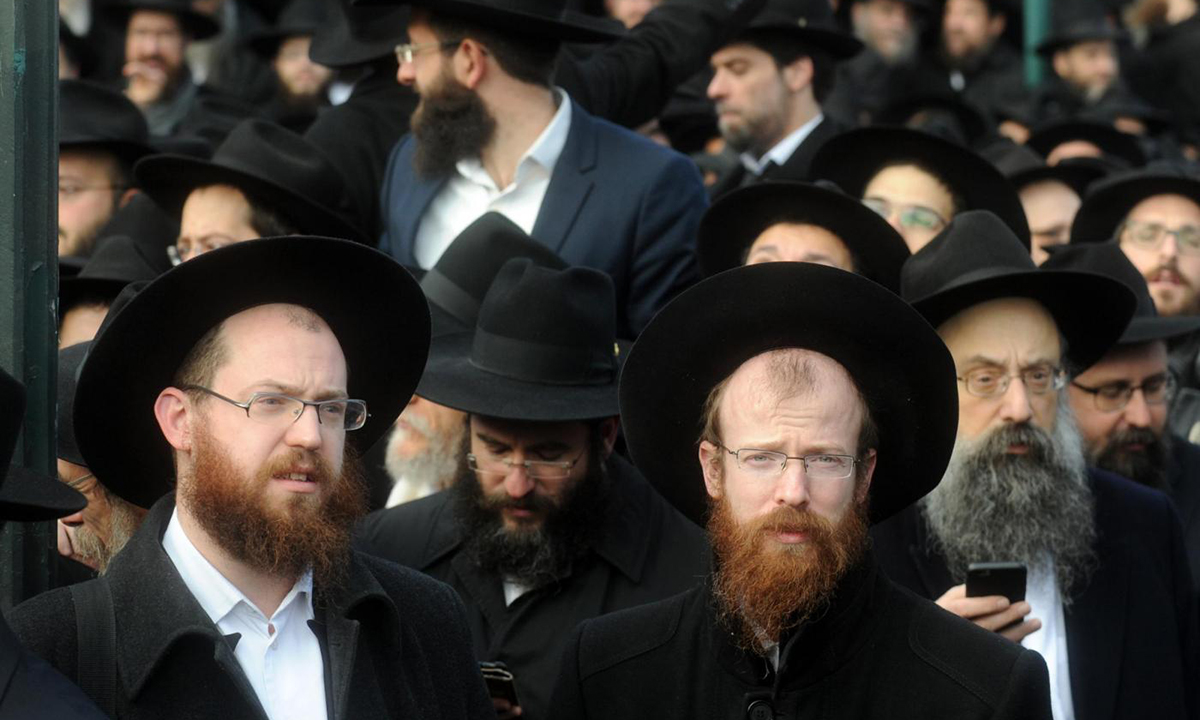 New York, migliaia di rabbini Lubavitch a raduno New York, migliaia di rabbini Lubavitch a raduno
