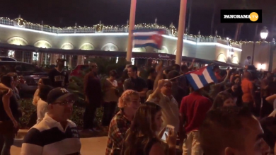 Morto Fidel Castro: la festa dei rifugiati a Miami | video