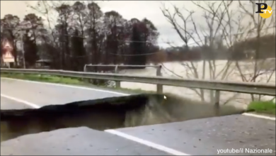 Saluzzo: crolla ponte sul Po in piena | video