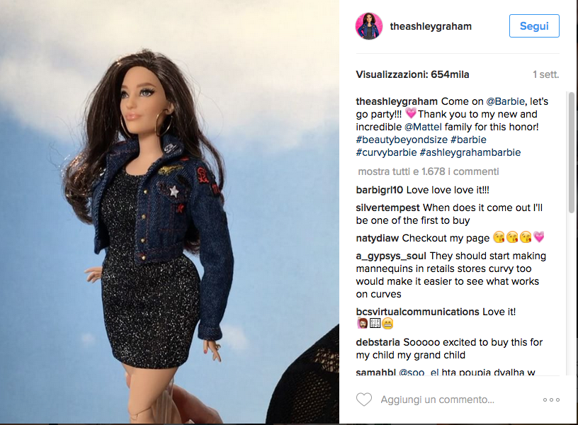 Presentata la Barbie curvy che somiglia a Ashley Graham