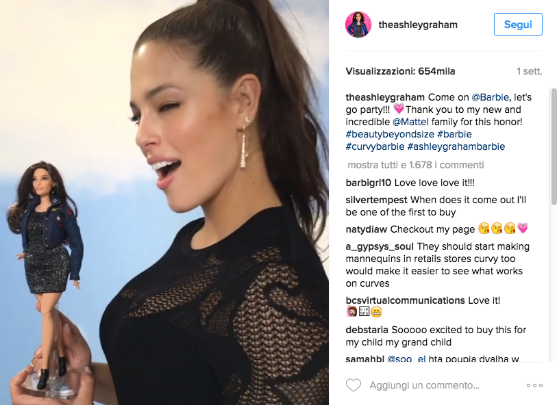 Presentata la Barbie curvy che somiglia a Ashley Graham