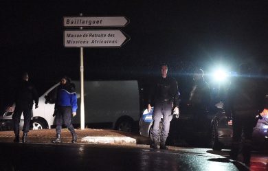 Francia: a Montpellier caccia al killer che ha assalito un monastero