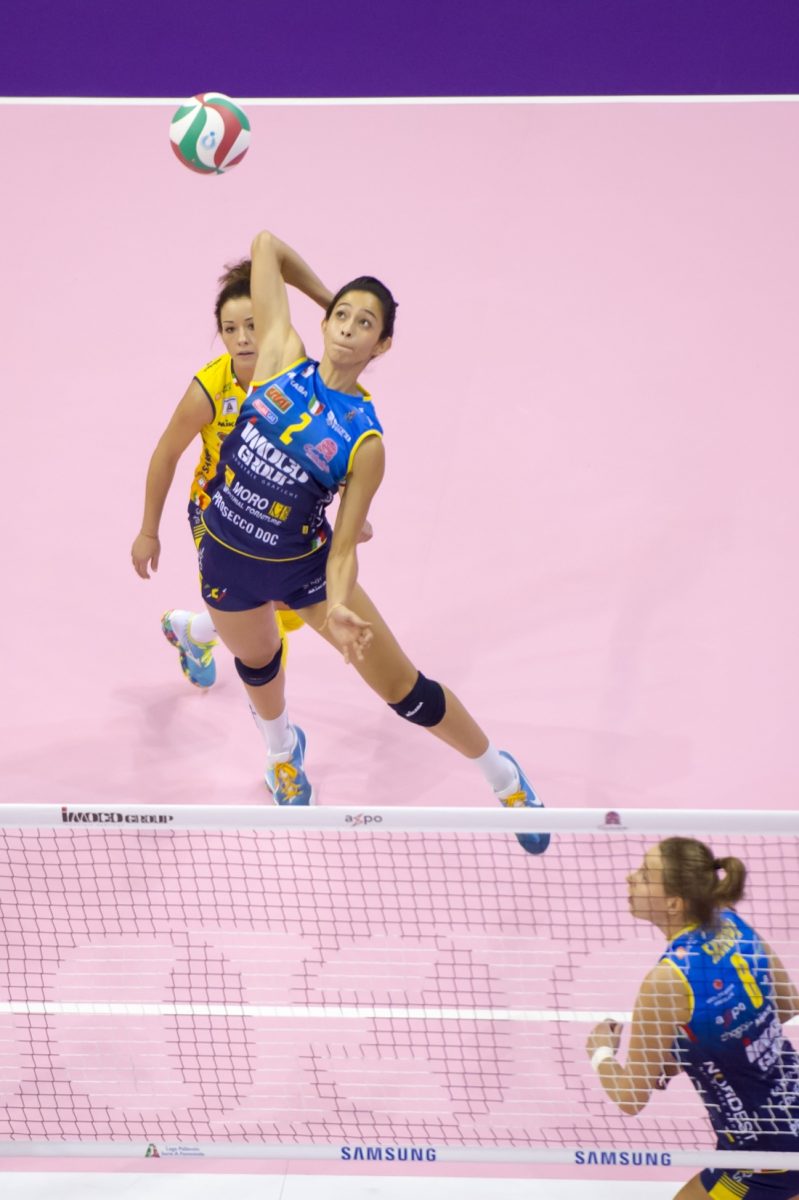Volley femminile, Samantha Bricio: Conegliano, il Messico e… l’Fbi