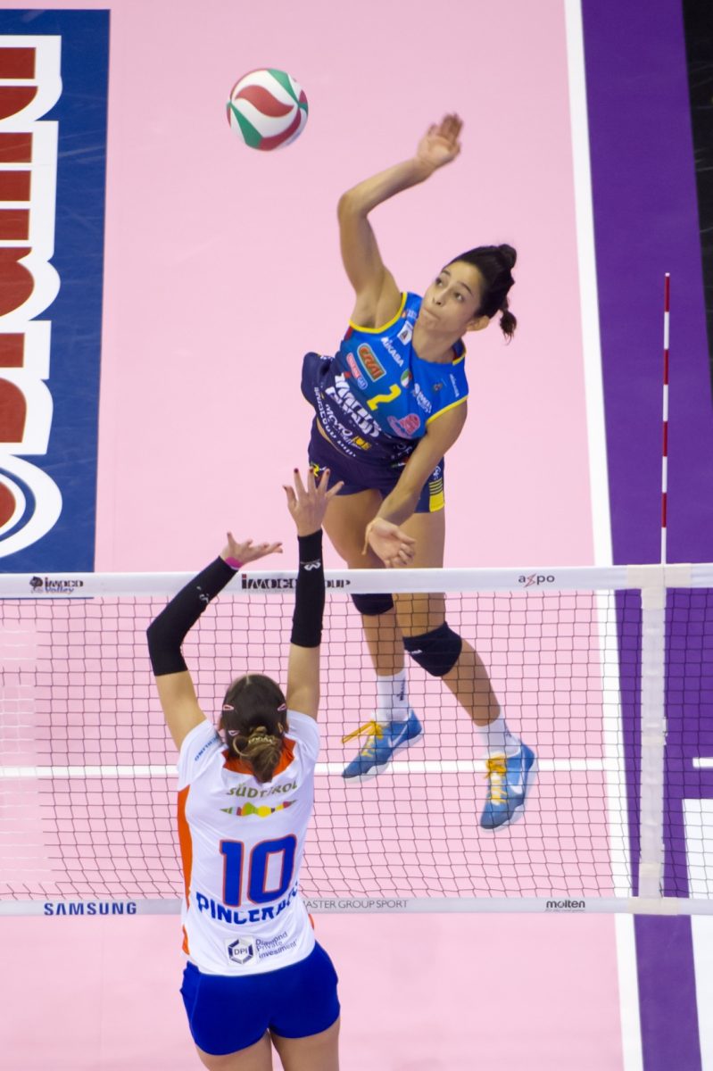 Volley femminile, Samantha Bricio: Conegliano, il Messico e… l’Fbi
