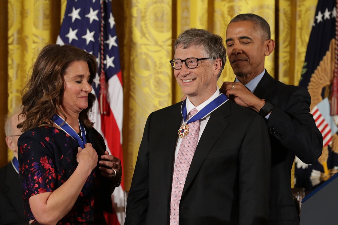 Obama premia gli eroi della sua America – FOTO Obama premia gli eroi della sua America – FOTO