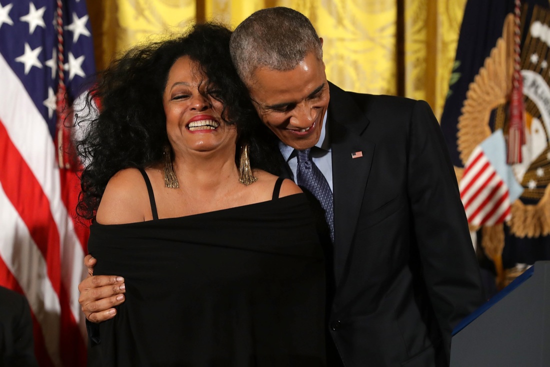 Obama premia gli eroi della sua America – FOTO Obama premia gli eroi della sua America – FOTO