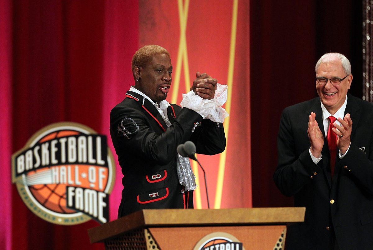 L’ex stella Nba Dennis Rodman nei guai: beccato contromano in autostrada L’ex stella Nba Dennis Rodman nei guai: beccato contromano in autostrada