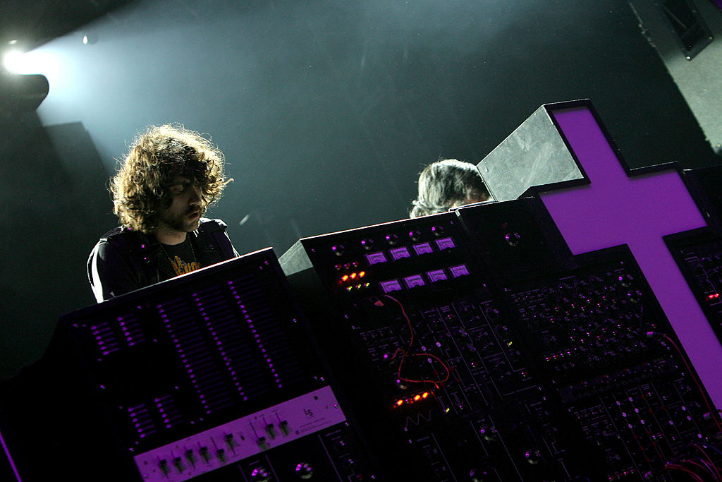 Justice: esce Woman, un disco caleidosopio tra dance, prog e funky