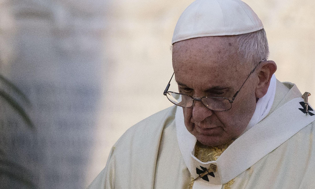 Aborto, papa Francesco ordina ai sacerdoti di assolvere