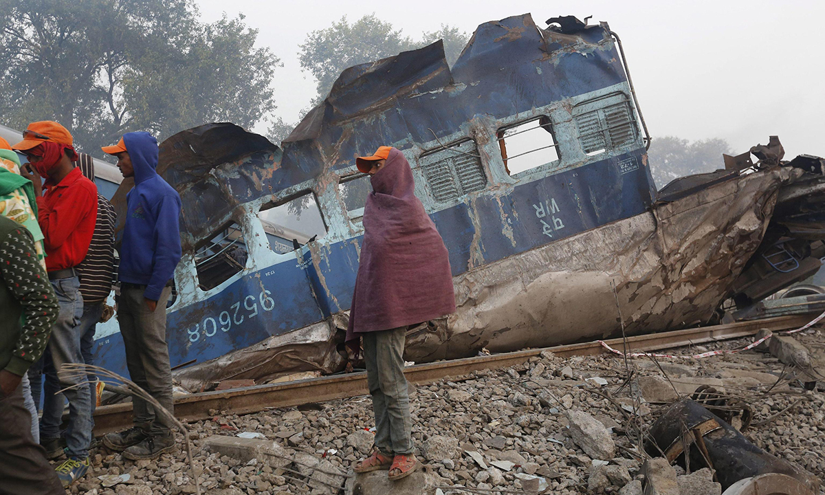 India: la strage del treno – FOTO