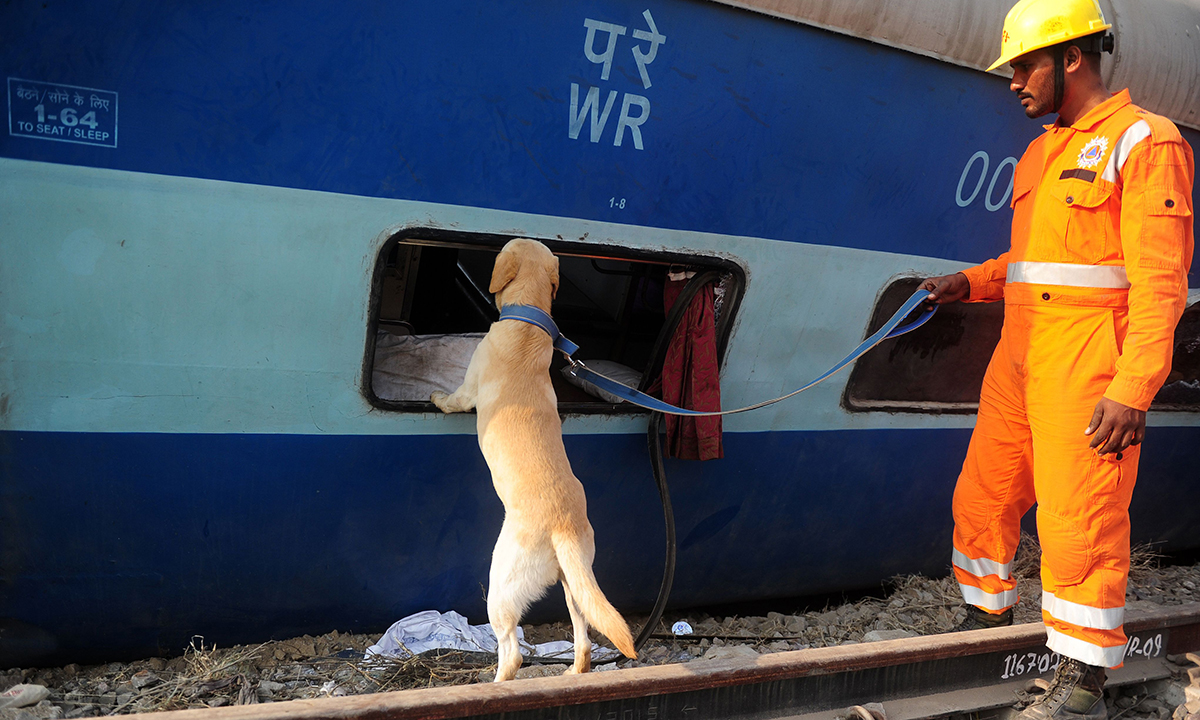 India: la strage del treno – FOTO