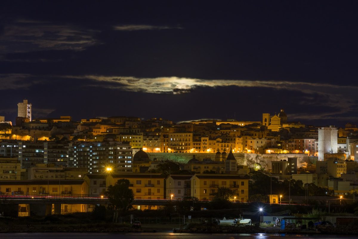 5 consigli (+1) per fotografare la luna