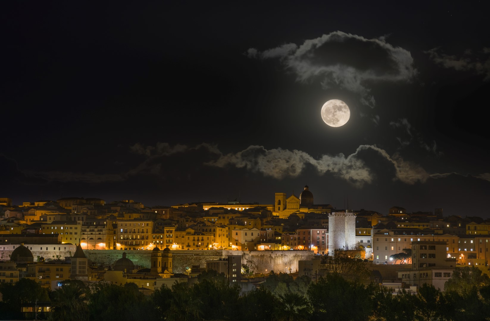 5 consigli (+1) per fotografare la luna