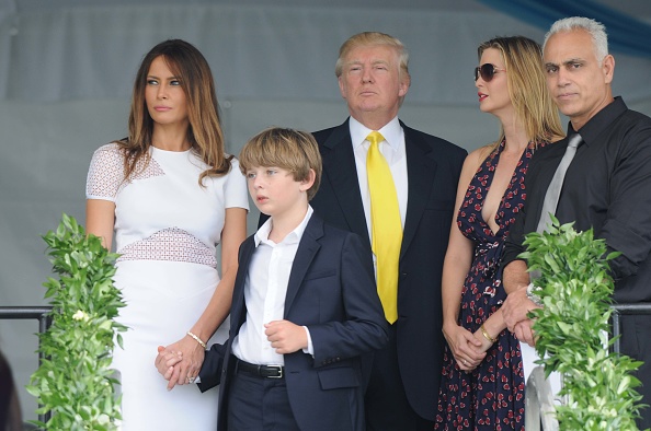 Donald a Washington, Melania a New York Donald a Washington, Melania a New York