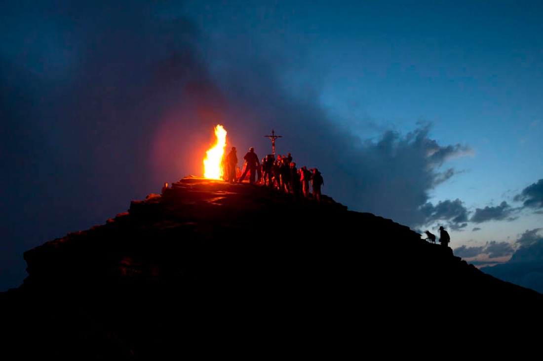 Stefano Torrione: Alpimagia Stefano Torrione: Alpimagia