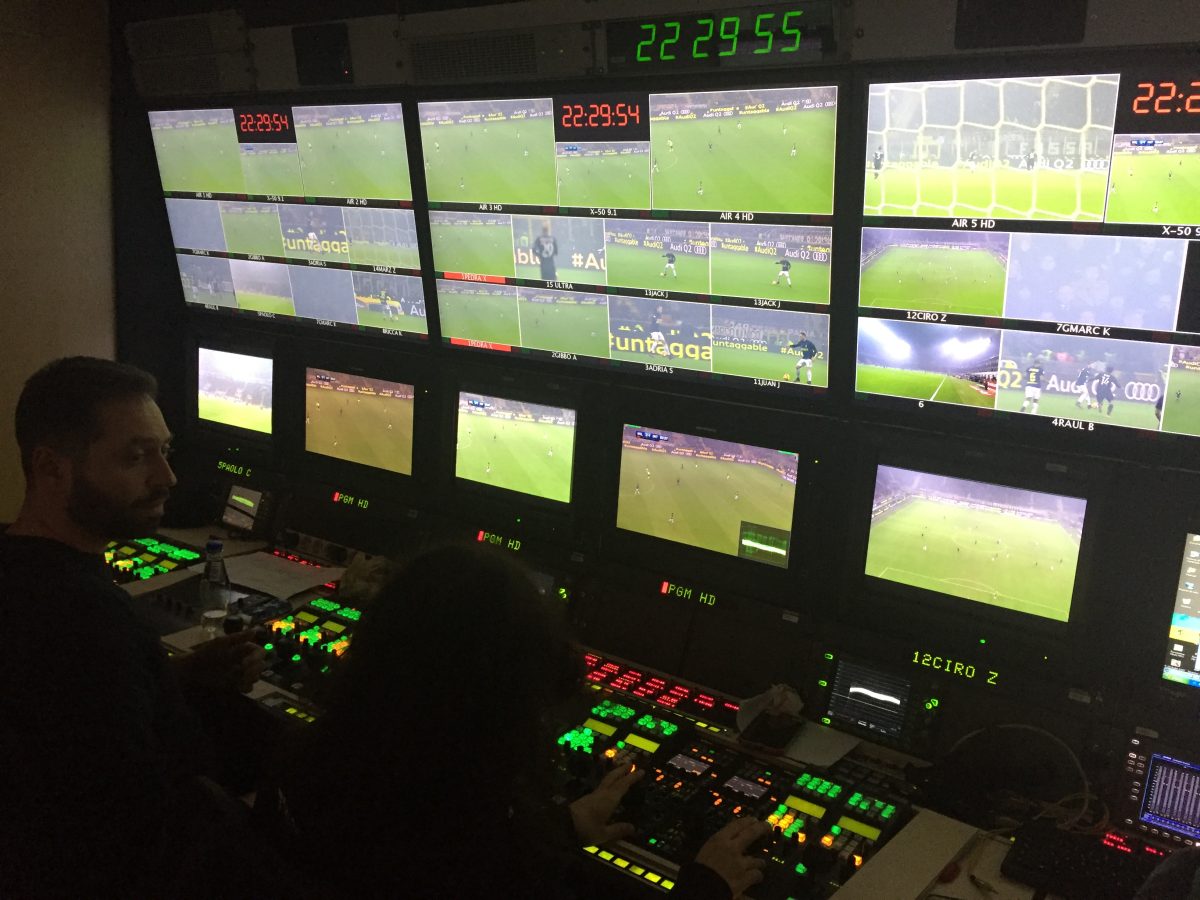 Galleria foto 'Milan-Inter 2-2: il derby visto e vissuto dalla cabina di regia Tv' - foto 4