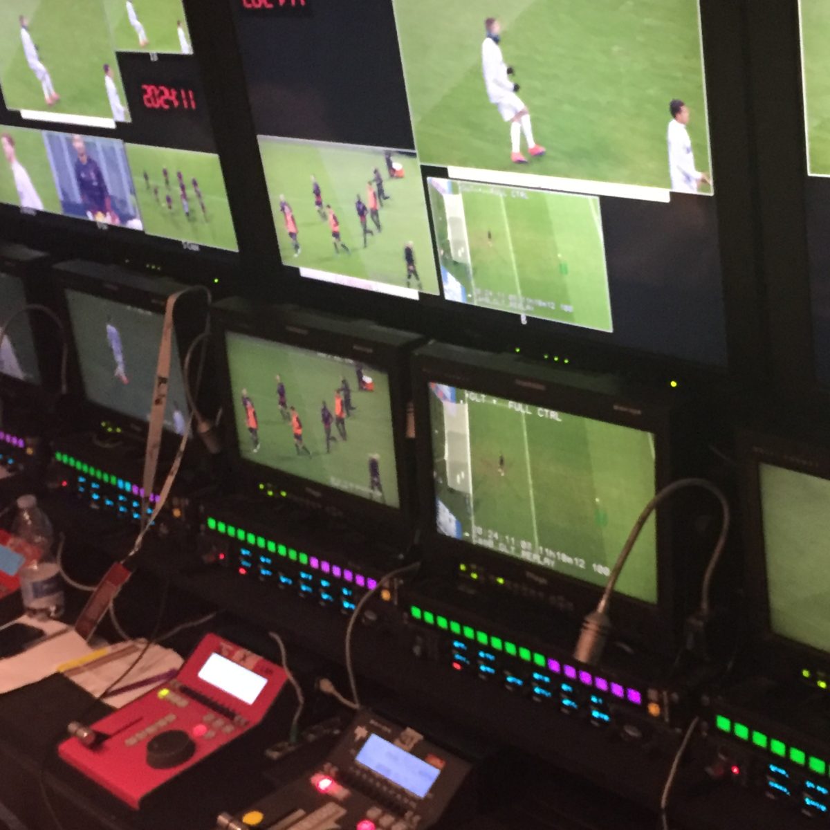 Galleria foto 'Milan-Inter 2-2: il derby visto e vissuto dalla cabina di regia Tv' - foto 3