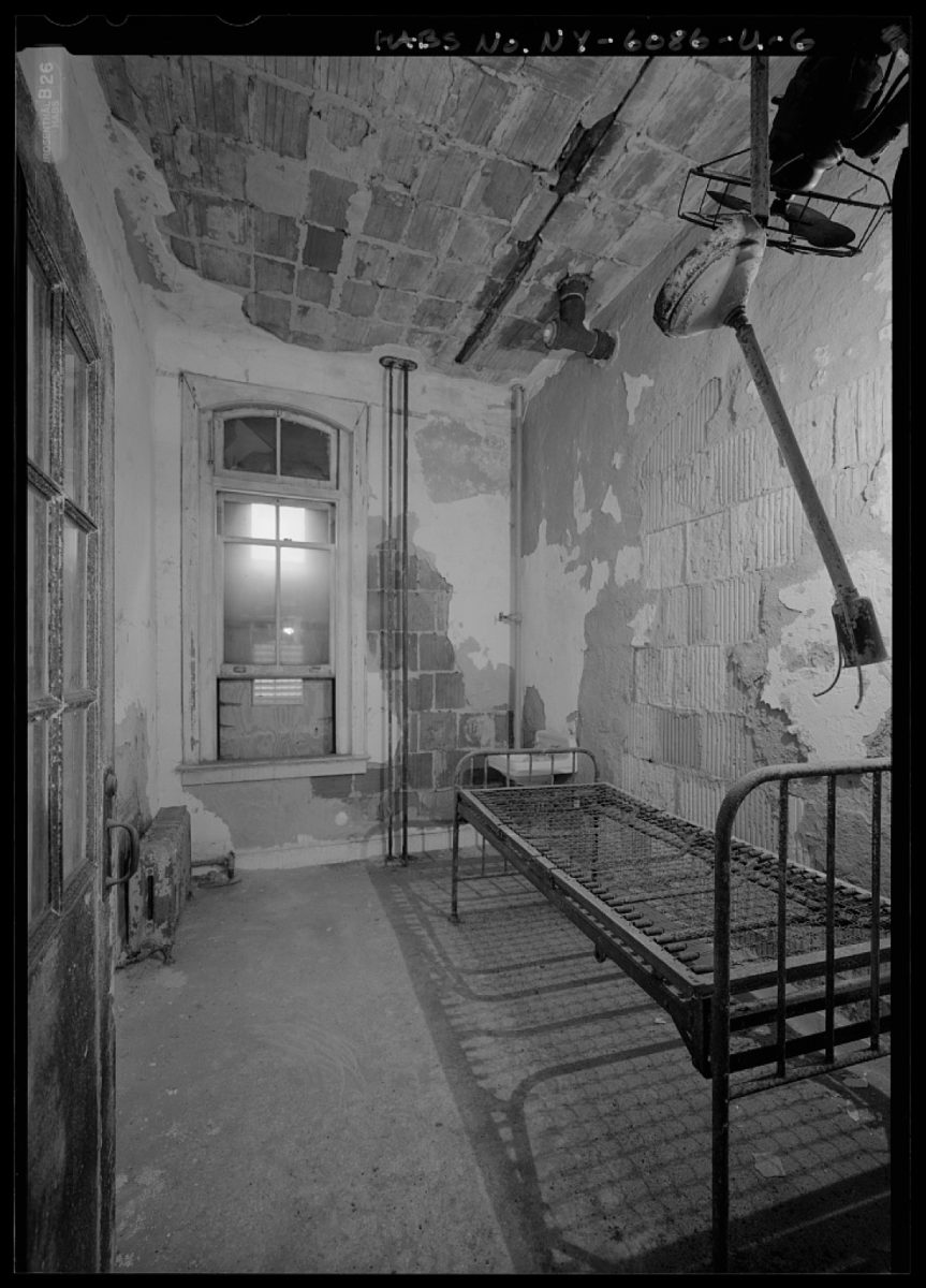 Ellis Island e l’America degli emigranti (1892-1954) Ellis Island e l’America degli emigranti (1892-1954)