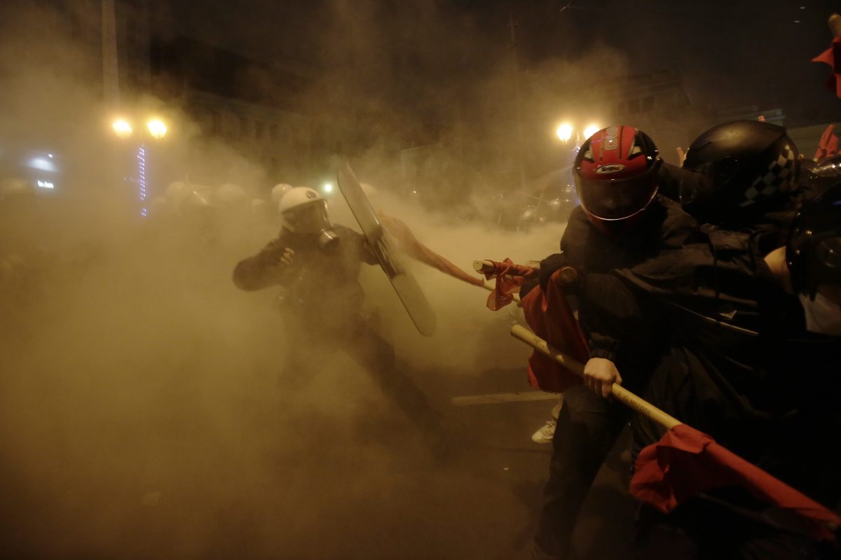 Galleria foto 'Gli scontri ad Atene durante la visita di Obama' - foto 13