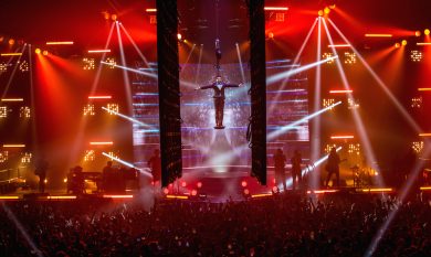 Mengoni live a Milano. Parola d’ordine? Libertà