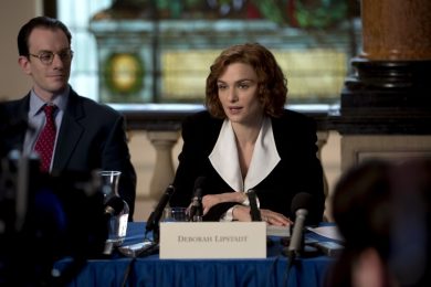 Denial, la verità negata: il fantasma della Shoah – La recensione