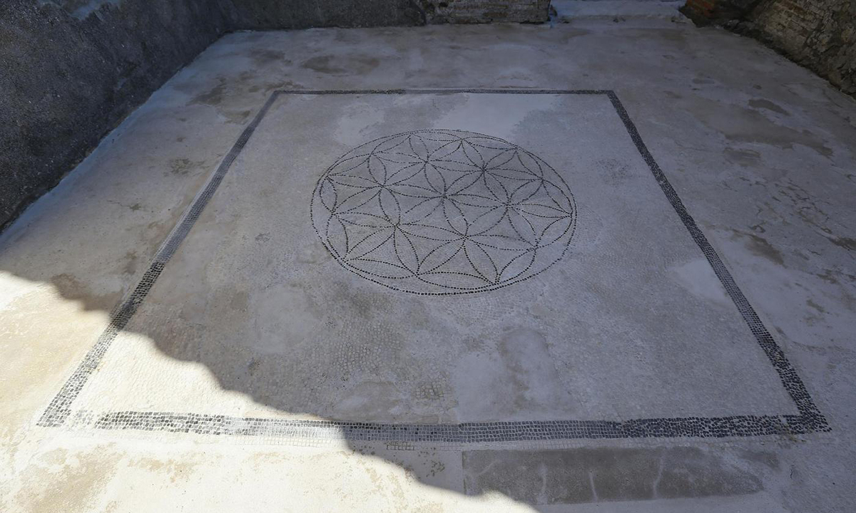 Pompei, apre la “Domus dei mosaici geometrici” – Foto