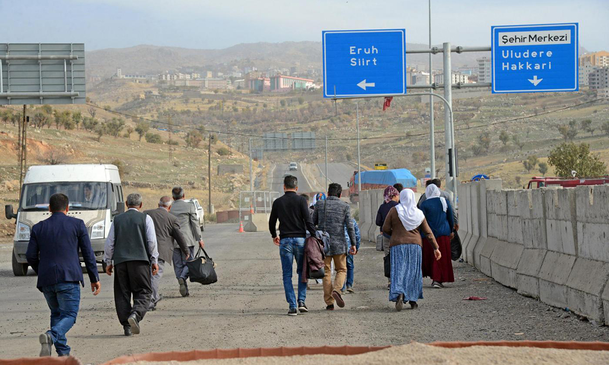 Turchia, il ritorno a Sirnak ridotta in macerie – Foto